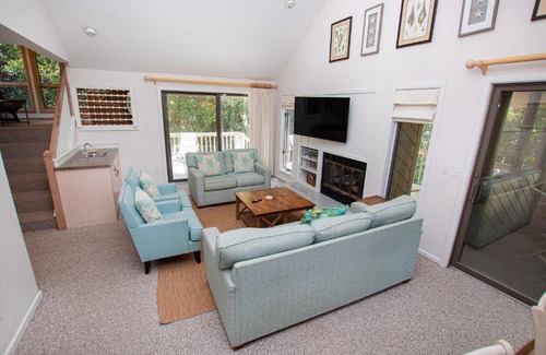 Corolla Light Casa | Oceanside, Hot Tub, Community Pools, Close to beach, Community Amenities, 733, Finally