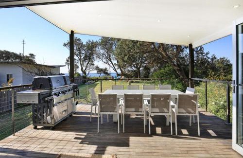 Culburra Beach Casa | Oceanside I Pet Friendly Absolute Beachfront