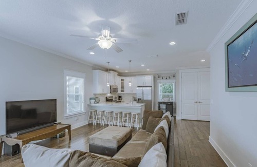 Jacksonville Beach Casa | Oceanside Paradise - Ultra-modern Beach Townhouse