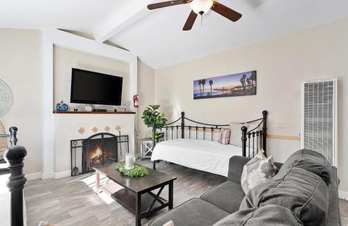 Townsite Casa | Oceanside Rocks Family Vacation Home