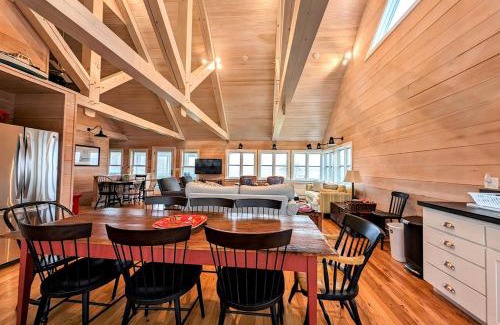 Milbridge Casa | Oceanside Saltwater Farm House NEW