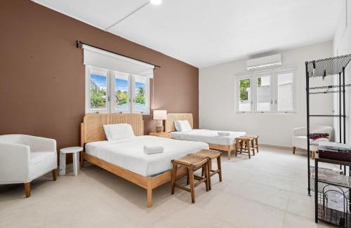 Punta Las Marias Apartamento | Oceanside Swimming Pool Parking