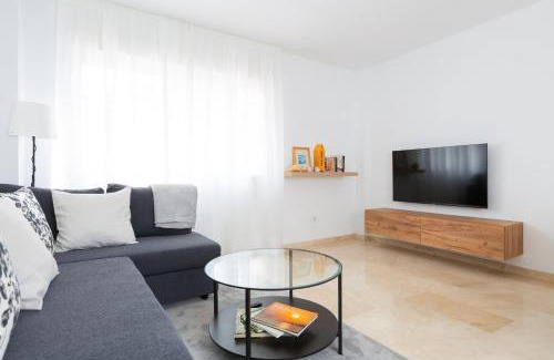 Las Acacias Apartamento | OceanVibe Loft MalagaFlat