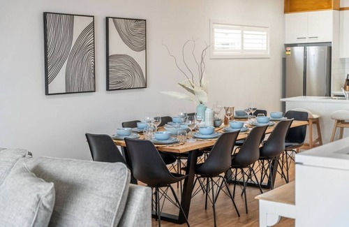 Encounter Bay Casa | Oceanview at Encounter - 4BR Family Escape