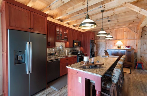 DownEast and Acadia Maine Casa | Oceanview Barnhouse Retreat with Hot Tub
