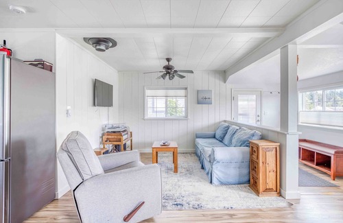 Tillamook Casa | Oceanview Cottage with Hot Tub, Deck, BBQ, Steps to the Beach