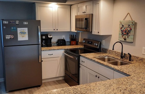 South Nags Head Condominio | Oceanview Getaway at Same Song Twice! Condo 102