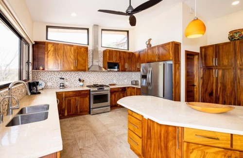 Playa Hermosa Casa | Oceanview Home Tranquil Sunsets of Hermosa Beach