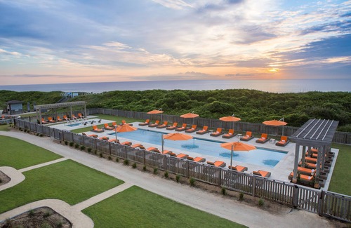 Duck Apartamento | Oceanview King Suite | Private Beach + Sunset