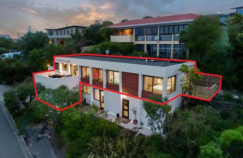 Sumner Casa | Oceanview Luxury 3BRM Family Retreat