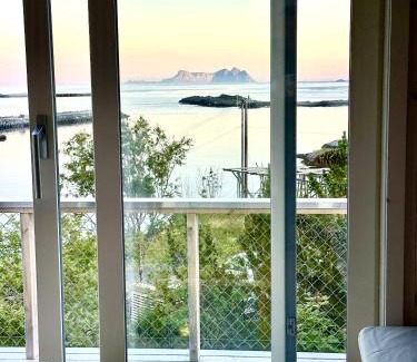 Sørvagen Casa | Oceanview Mini-House - Stunning Views