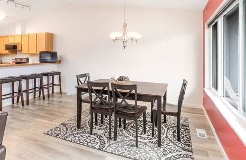 Seward Casa | OceanView Townhouse - Tres Habitaciones Piso, Capacidad 8