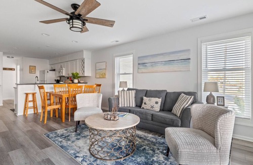 Surf City Casa | Oceanview Townhouse w/ Pool - Newly Renovated