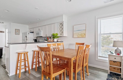 Surf City Casa | Oceanview Townhouse w/ Pool - Newly Renovated