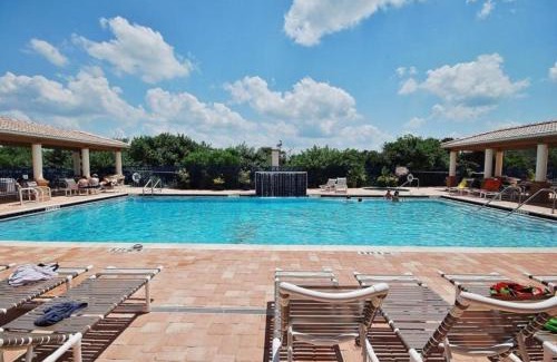New Smyrna Beach Casa | Oceanwalk 15-206