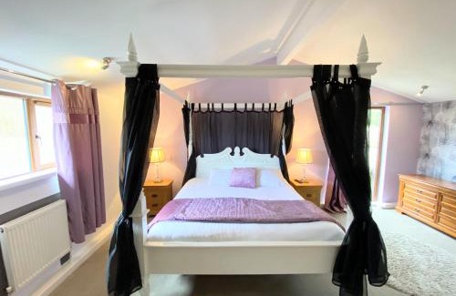 Kelty Chalet De Esquí | Ochil 10 with Private Hot Tub - Fife - Loch Leven - Lomond Hills