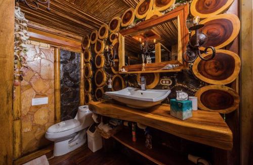 Tamarindo Hotel | Ocho Artisan Bungalows