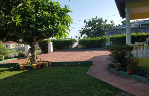 River Oaks Apartamento | Ocho Rios Tamarind Villas