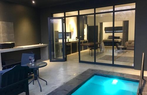 Marloth Park Casa | Ochre House