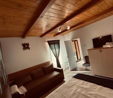 Tirgu Ocna Casa | Ocna Relax- Retreat la Salina