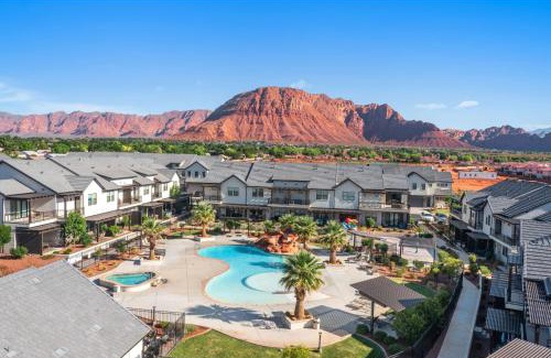 Ivins Casa | Ocotillo Springs Resort 41 Private Hot Tub, Nintendo Console, BBQ Grill & Beautiful Resort Pool