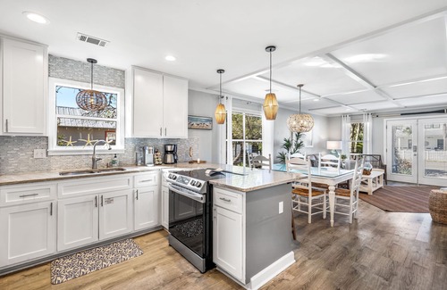 Clipper Cove Casa | Oct-Dec Reduced!*Private Pool*Firepit*Beach Svc!
