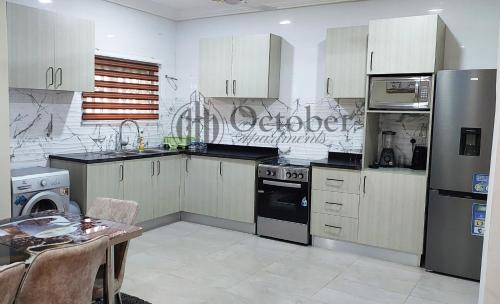 Accra Apartamento | October Apartments 3-Bedroom Ensuite Units