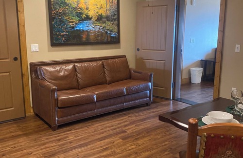 Gatlinburg Complejo | October Color Week at Westgate Smoky Mt Resort-3 Bed. Available 10-18 to 10-25.