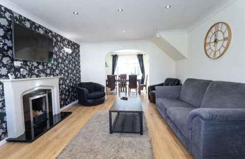 Bradley Stoke Casa | October Disc - Long Stay - Contractors