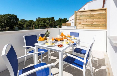 Noirmoutier-en-l'Ile Apartamento | Le Domaine des Pins by Interhome