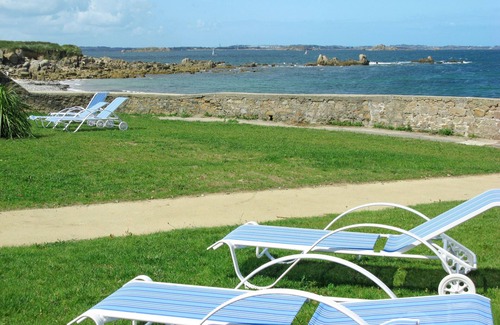 Plougasnou Apartamento | Domaine des Roches Jaunes by Interhome