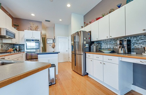 Odessa Casa | Odessa Lake House w/ Private Pool & Screened Lanai