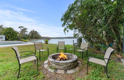 Odessa Casa | Odessa Lakeside: 3BR Pool & Hot Tub