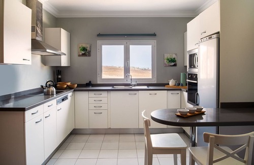 Puerto Calero Villa | Odin Luxury Villa | Gran villa de 5 dormitorios para una escapada de lujo.