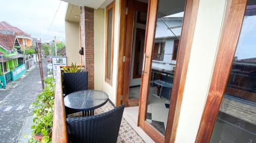 Yogyakarta Apartamento | Oemah Yobo Guesthouse