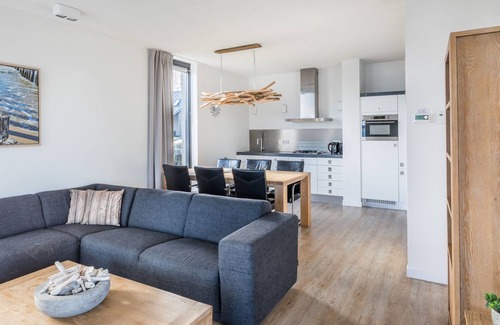 Tholen Casa | Oesterdam Resort by Interhome