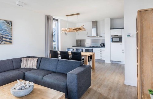 Tholen Casa | Oesterdam Resort by Interhome