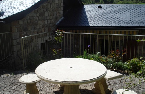 Millau Cabaña | De Carácter rural cerca de Millau En Pueblo con Encanto en Saint-Leons