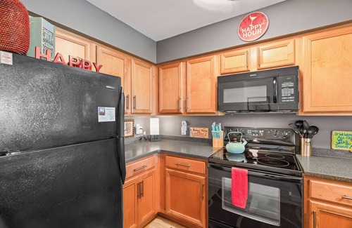North Capitol Condominio | ♥️of DWTN Nashville/On the RIVER/King BDS/2 BA/Safe Walk 2 BROADWAY/POOL