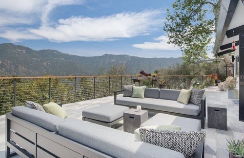 Malibu Casa | ❤ of Malibu ✤ Pool ✤ Mountain Views ✤ Private