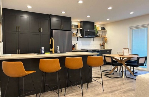 Southeast Boise Casa | Off-Broadway - Modern w/outdoor oasis of fun