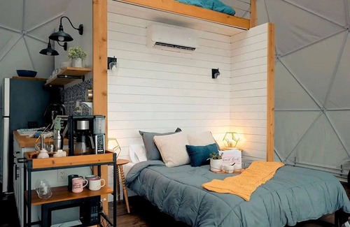 McMinnville Cabina | Off-Grid Dome with Private Hot-Tub and Spectacular Sunrise Views in Tennessee