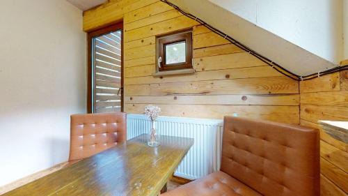 Kozelnik Casa | Off-grid Eco Farm Dolinka