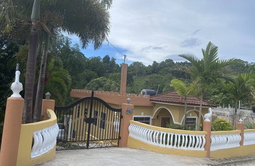 Stewart Town Casa | Off the beaten path private villa, w/AC, Jacuzzi, king beds