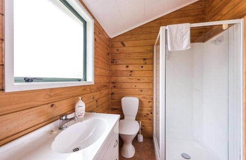 Murchison Cabina | Off The Beaten Trail Accommodation & Bike Tours