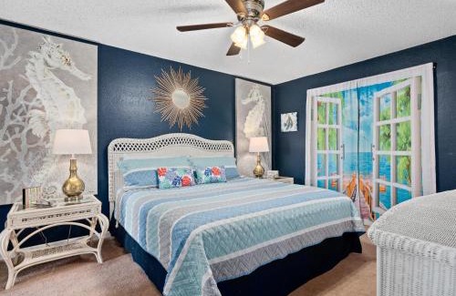 City-by-the Sea Casa | Off the Charts