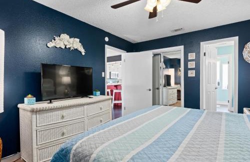 City-by-the Sea Casa | Off the Charts
