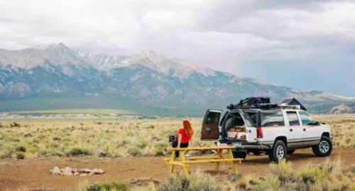 Blanca Otro | Off the Grid House with Stunning Mountain Views!