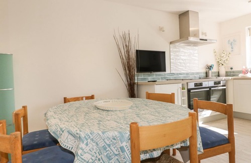Crantock Cabaña | OFFSHORE, admite mascotas, con un jardín en Crantock, Ref 983154