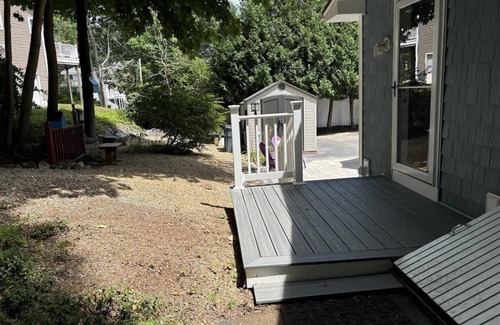 Ogunquit Casa | Ogunquit's Cottage! Easy Walk with the Family to Downtown and Beach!